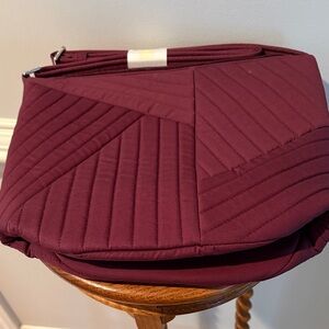 Mulled Wine Bucket Crossbody